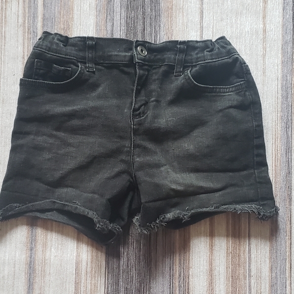 Children's Place Size 12 Kids Black Denim Shorts. - Picture 5 of 5